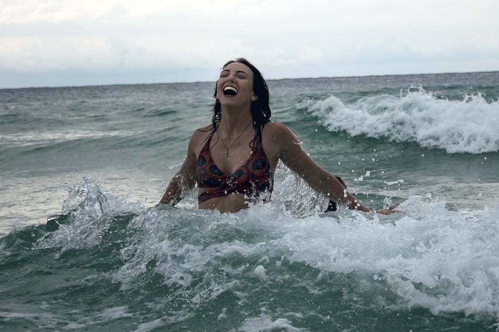 DEPRESIVNI STE? 5 stvari koje vam momentalno popravljaju raspoloženje! (FOTO) (GIF)