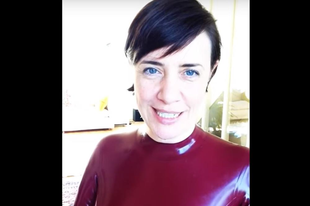 ŽIVELA JE U CELIBATU 10 GODINA, a onda... Danas je kraljica fetiša, a jedna masaža joj je promenila život!