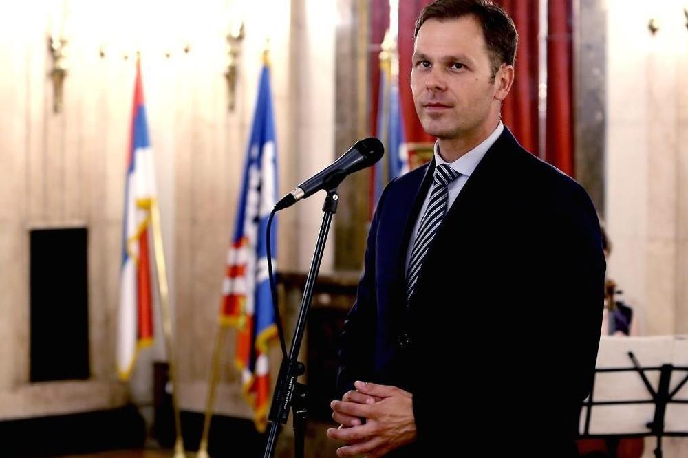 DA MU VERUJEMO NA REČ?! Siniša Mali: Radujem se izveštaju o Savamali, nadam se IZVINJENJU!