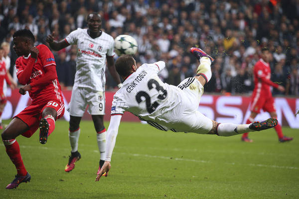 Navijači su odabrali najlepši gol sezone u Ligi šampiona! (FOTO) (VIDEO)