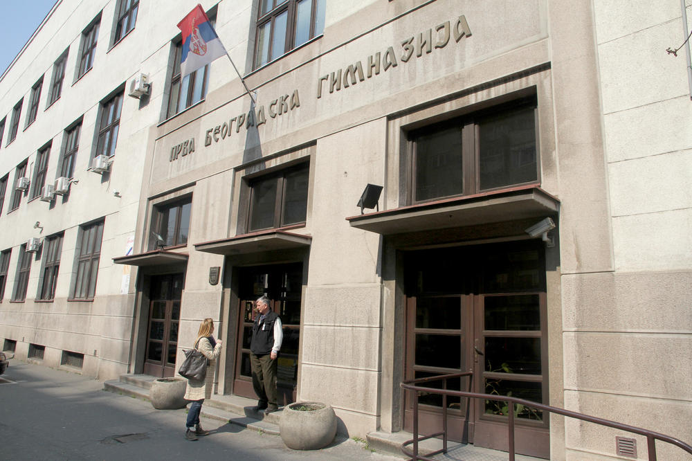 OD DANAS ĆE UČENICI MOĆI DA PODNESU PRIJAVE ZA UPIS U SREDNJU ŠKOLU! Evo koja DOKUMENTACIJA im je potrebna