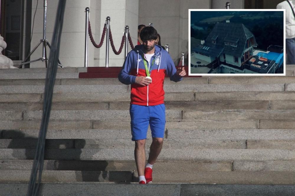 SPREMA SVADBU, ALI I MOMAČKO VEČE! Pogledajte u kakvoj luksuznoj vili se Miloš Teodosić oprašta od momačkih dana! (VIDEO)