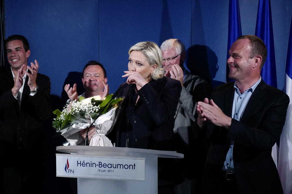 NIJE MOGLA DA SAKRIJE SREĆU: Le Penova osvojila svoje prvo mesto u parlamentu