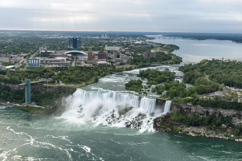 ZAUSTAVILI SU NIJAGARINE VODOPADE POSLE 12.000 GODINA: Očekivali su gomilu leševa, a tamo su pronašli... (FOTO) (VIDEO)
