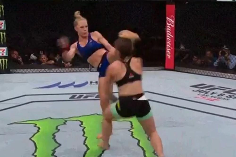 Tražila nokaut - dobila ga je! Brutalno patosiranje u ženskom ultimat fajtu (VIDEO)