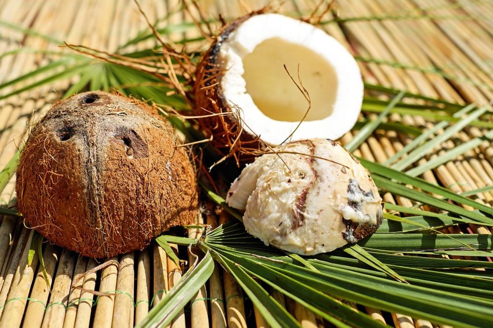 Kokosovo ulje ipak nije zdravo! Štetno je kao masnoće iz mesa! (FOTO) (GIF)