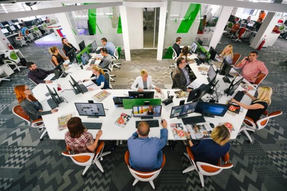 SAOPŠTENJE REDAKCIJE KURIRA POVODOM MEDIJSKE HAJKE: Čereče nas jer smemo da kažemo CAR JE GO!