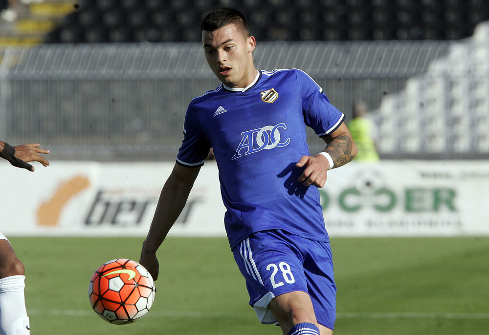 Nemanja Radonjić hteo da napusti fudbal, a sada ide na drugi Mundijal