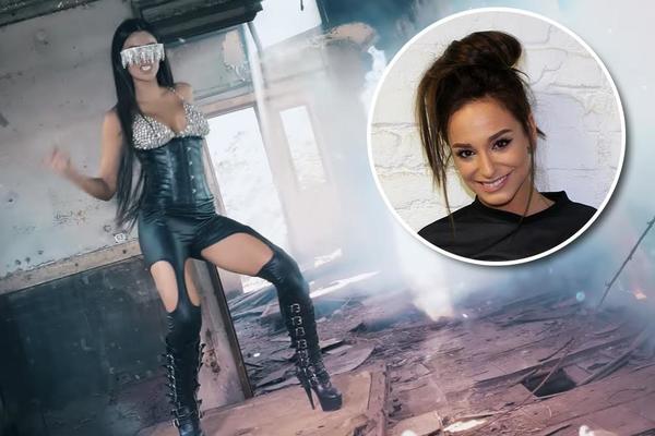 ČEK, ČEK, ČEK! Stanija se snimala u BRUSHALTERU koji je nosila Edita Aradinović? (FOTO)