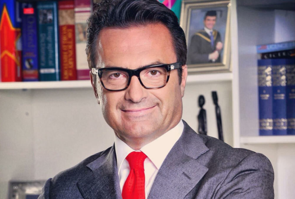 Ratko Knežević, Kolumna