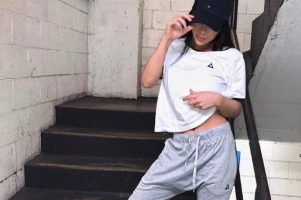 ANASTASIJA IMA DVOJNICU! Liče kao da su klonirane, lica su im ista, ali tela se znatno razlikuju! Koja vam je lepša? (FOTO)