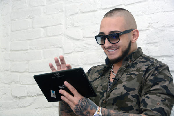 NAKON SKANDALA SA KIJOM: Vuk Mob optužio zadrugara da mu DUGUJE 30.000 evra!