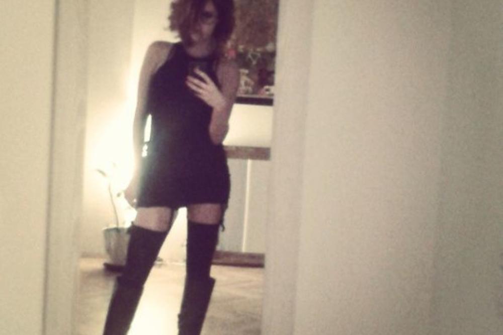 ZA NJENOM MAJKOM LUDELA JE CELA JUGA, A ONA JE JOŠ VEĆA BOMBA! Ćerka Mirjane Bobić je boginja! (FOTO)