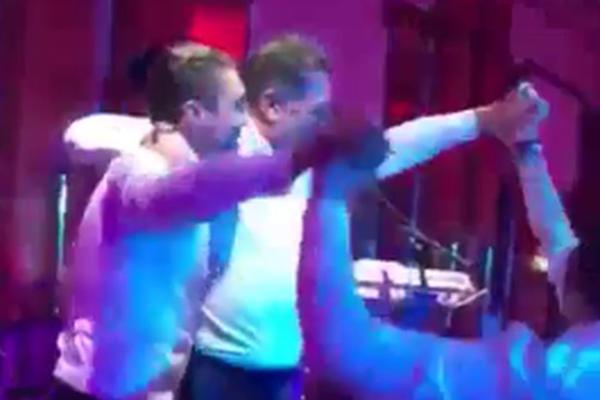 ZDRAVKO MAMIĆ O PEVANJU SRPSKIH NARODNJAKA: Zbog mene su ljudi do 7 ujutru bili po lusterima! (VIDEO)