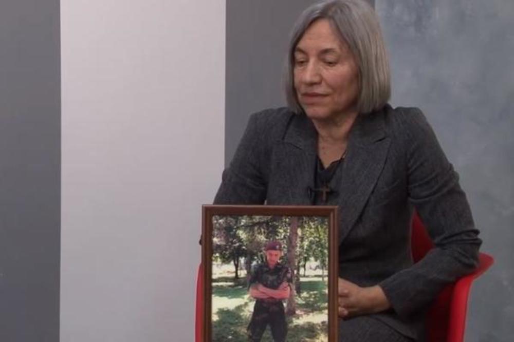 MAJKA VOJNIKA UBIJENOG NA KOŠARAMA POSVETILA JE ŽIVOT TRAŽENJU PRAVDE: Juče su joj zadali STRAHOVIT UDARAC!