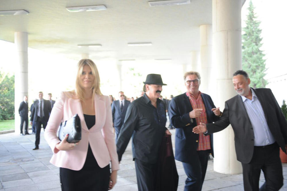 HARIS DŽINOVIĆ OSTAJE NA ULICI! Zbog dugova se prodaje vila u kojoj je živeo za 2 miliona evra!