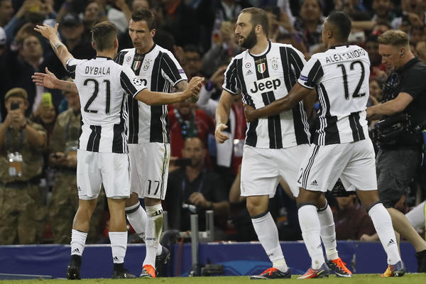 Sleteo u Torino! Juventus doveo Francuza za 20 miliona evra! (FOTO)