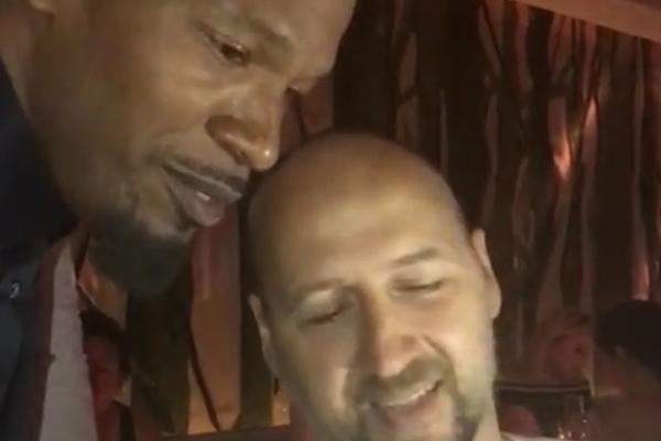 Holivudska zvezda startovala legendu hrvatske košarke da bi mu postavila jedno pitanje! Odgovor koji je usledio nije očekivao! (VIDEO)