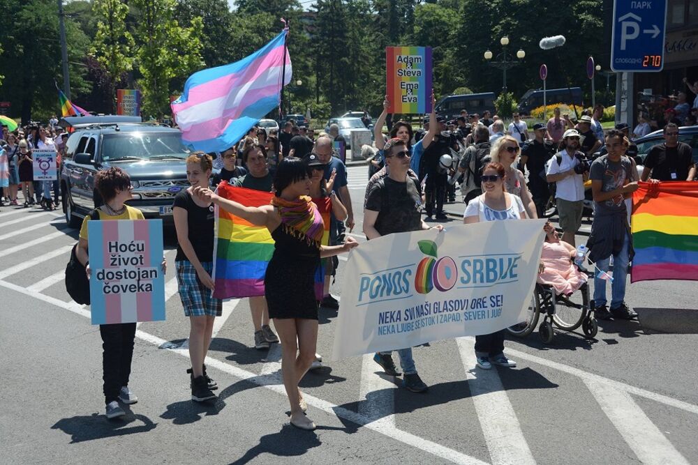 Uvek u prvom redu na Prajdu... 