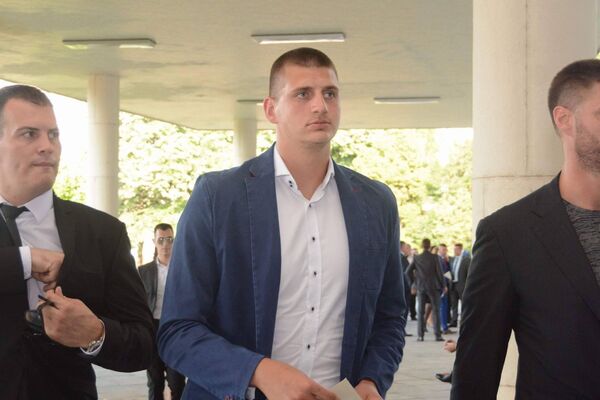 Jokić i Bobi na Vučićevoj inauguraciji, ali Grobari sigurno nisu očekivali da tamo bude i njihov ljubimac! (FOTO)