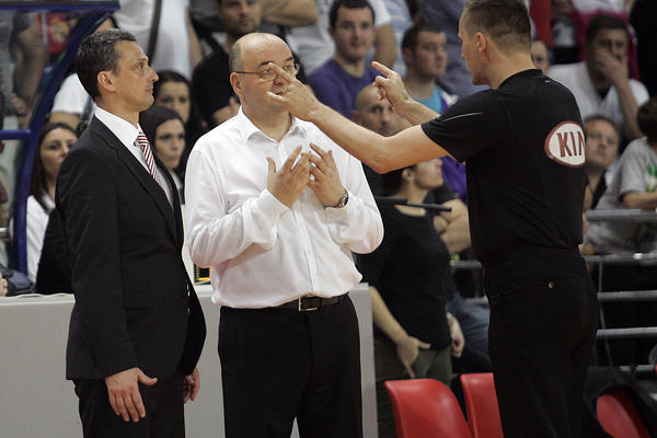 NE, NE SANJATE! Šta to zajedno rade Radonjić, Vujošević i Čović? (FOTO)