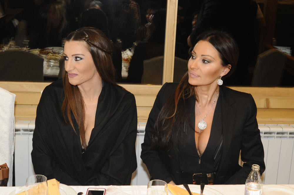 DEVOJKA JE PRELEPA, PRIRODNA I PREPAMETNA! Upoznajte ćerku Mire Škorić koja izgleda kao pravi anđeo! (FOTO)