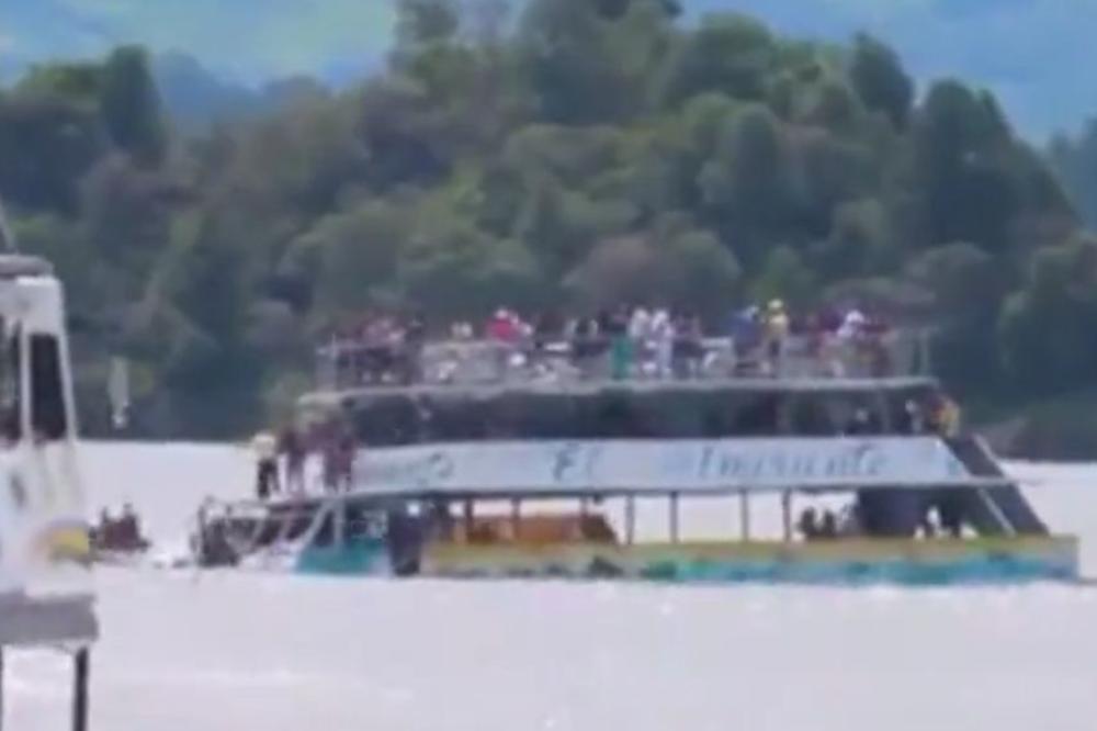 UŽASNA NESREĆA U KOLUMBIJI: Prevrnuo se brod sa 170 turista, najmanje 6 se udavilo, još traže 16 ljudi (VIDEO)