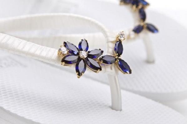 Ručno rađene: Najskuplje japanke na svetu imaju 20 karata i koštaju 290.000 evra! (FOTO)