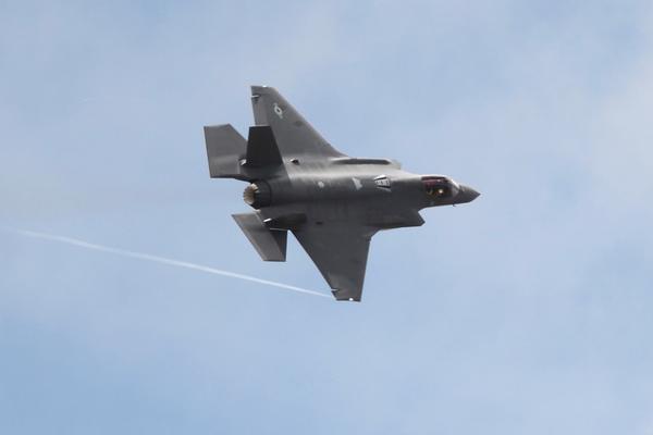 HRVATI SE NAORUŽAVAJU: Počinje nabavka F-16 „barak“ ili „gripen“!