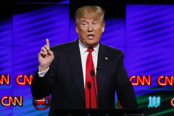 DONALD TRAMP UVEO VANREDNO STANJE! Svet je na ivici NAJVEĆEG SUKOBA u oblasti ekonomije U ISTORIJI!