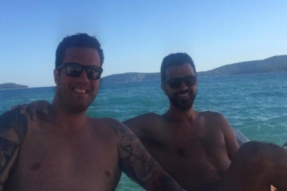 RADULJICA U GOSTIMA KOD HRVATA! (FOTO)