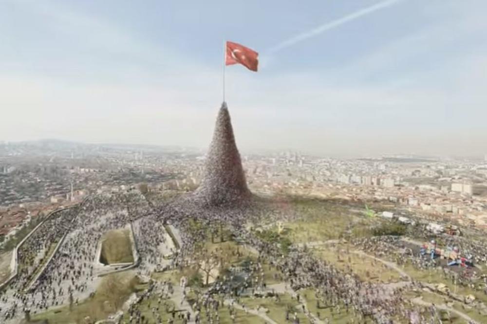 ERDOGANE, ŠTA NAM URADI?! Otkriveno odakle je Vučiću palo na pamet da podiže jarbol od 120 metara i 2 miliona evra (VIDEO)