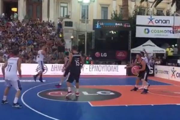 Dame i gospodo, poklonite se majstoru! Nadrealan potez lucidnog Bogdana Bogdanovića! (VIDEO)