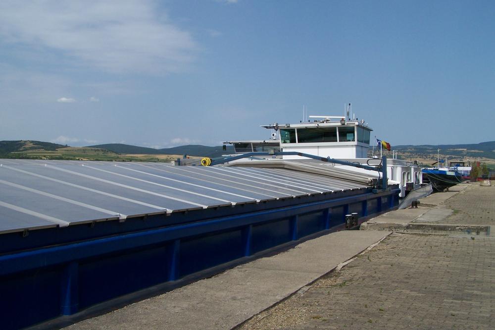 ANAKONDA UHVAĆENA U SRBIJI! Upad srpskih carinika na rumunski brod! (FOTO)