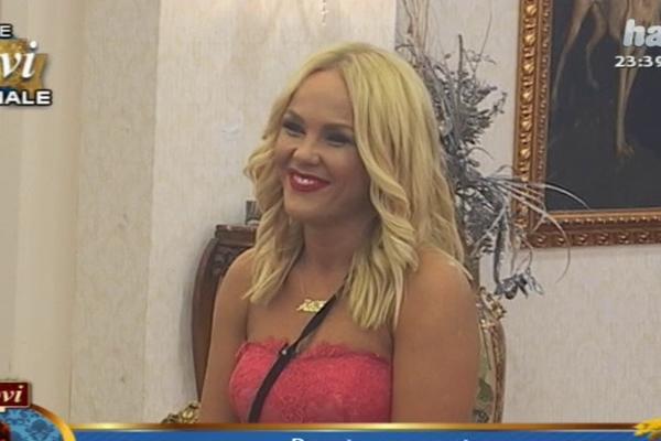 VODITELJKA  I UČESNICA PAROVA DOŽIVELA INFARKT: Jedva izvukla ŽIVU GLAVU zato je nema danima na TV-u! JEZIVO!