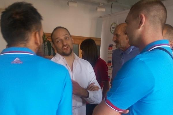 Pitali smo Rakočevića sa koja dva igrača bi izašao na crtu srpskim šampionima u basketu! Jedan je Hrvat, a drugi bi vam teško pao na pamet! (FOTO) (VIDEO)