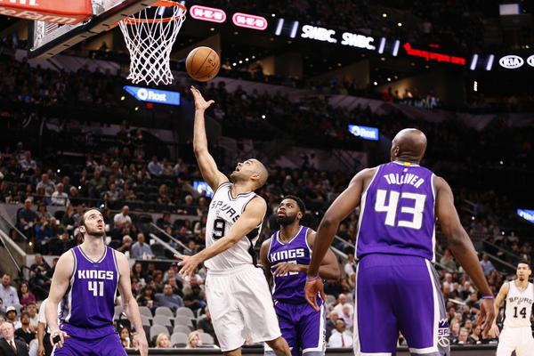 Bogdane, igraćeš u paklenoj ekipi! Sakramento u jednom danu doveo dve superzvezde NBA lige! (VIDEO)