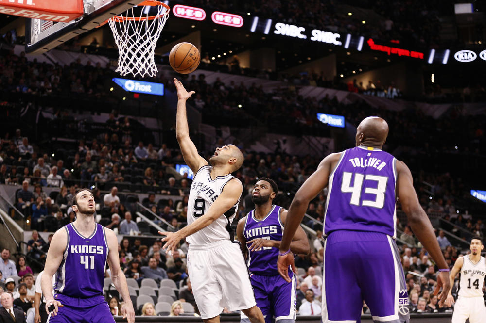 Bogdane, igraćeš u paklenoj ekipi! Sakramento u jednom danu doveo dve superzvezde NBA lige! (VIDEO)