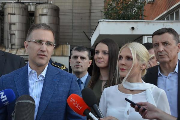 NE BAVIM SE TIME, NIJE TO MOJ POSAO, ANĐUS JE SITAN REKETAŠ, ON NIJE ZVEZDA: Stefanović ne zna da li je snimak hapšenja voditelja došao iz MUP-a!