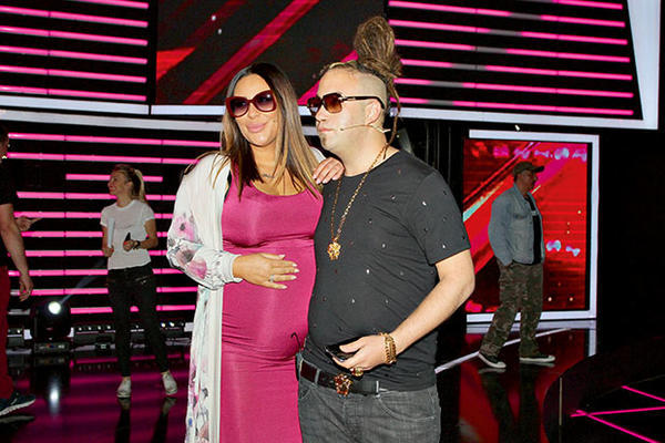 ŠTA SE OVO DEŠAVA? Pojavila se vest da se porodila Ana Nikolić! (FOTO)