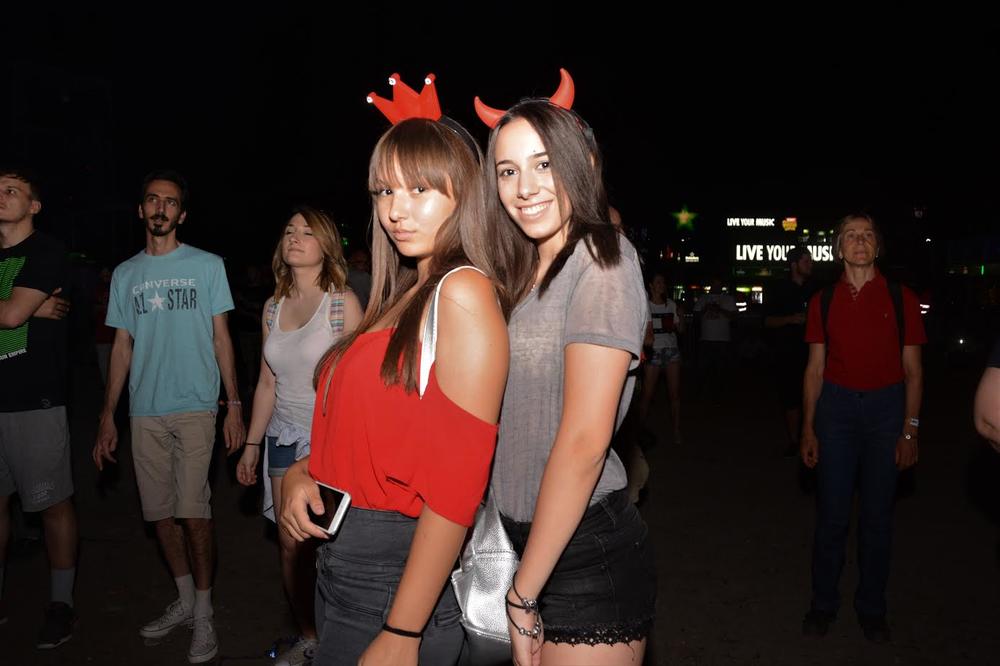 Devojke su poludele za novim hit detaljem! Na Exitu ga svi furaju, ali šta će reći ostatak Srbije? (FOTO)