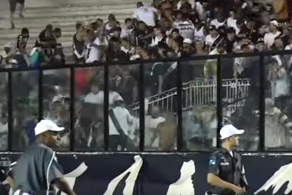 KATASTROFA U BRAZILU! Policija pucala po tribini i ubila navijača! A, to nije sve... (UZNEMIRUJUĆI VIDEO)