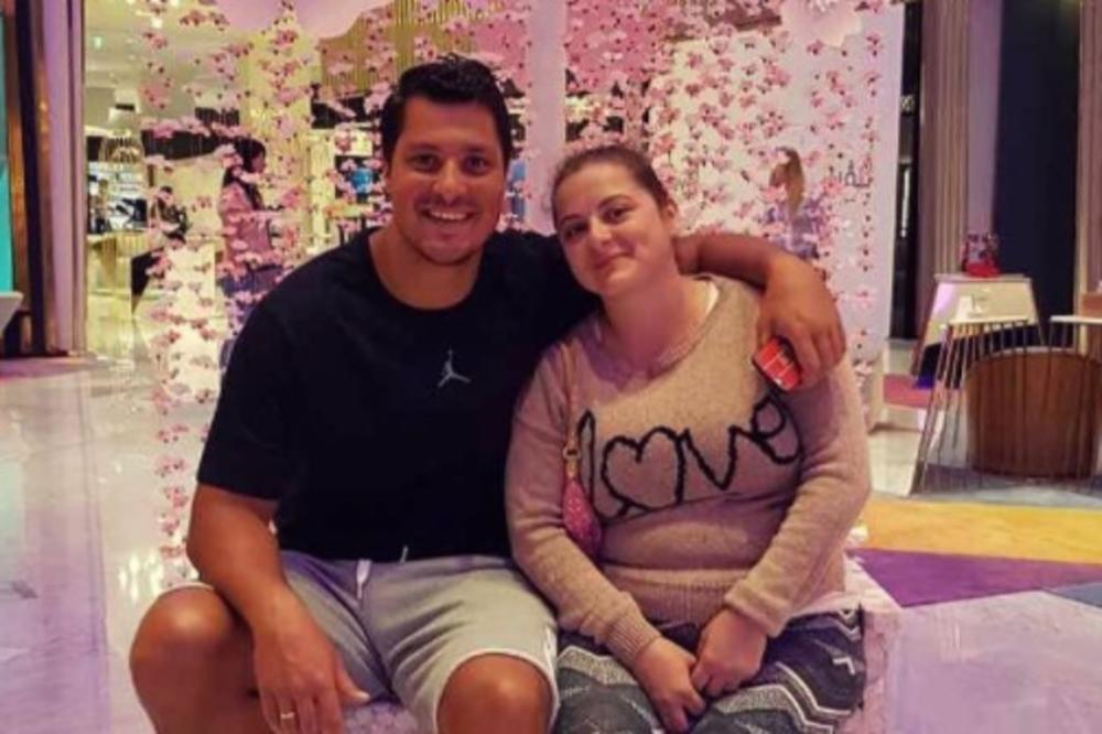 SELFI IZ BOLNIČKOG KREVETA, BEBA SAMO ŠTO NIJE! Ovako naslednica imperije Karić izgleda TIK PRED POROĐAJ