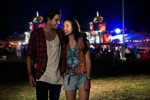 5 znakova da on želi više od seksa sa tobom! (FOTO) (GIF)