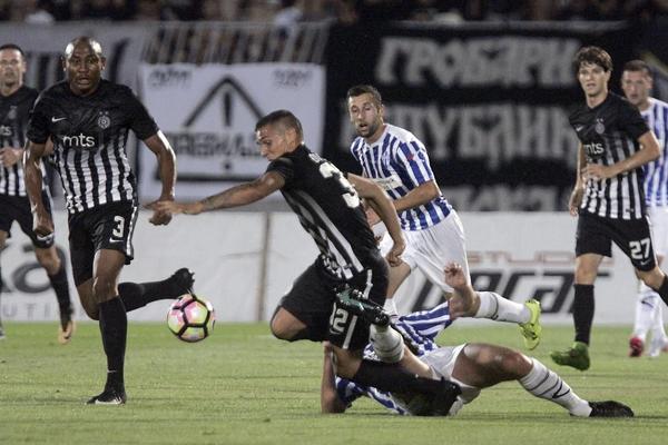 PARTIZAN POBEDIO BUDUĆNOST: Opet proradio tandem Đu - Le, ali njihovo nezdravo rivalstvo Đukić mora hitno da reši! (FOTO) (VIDEO)