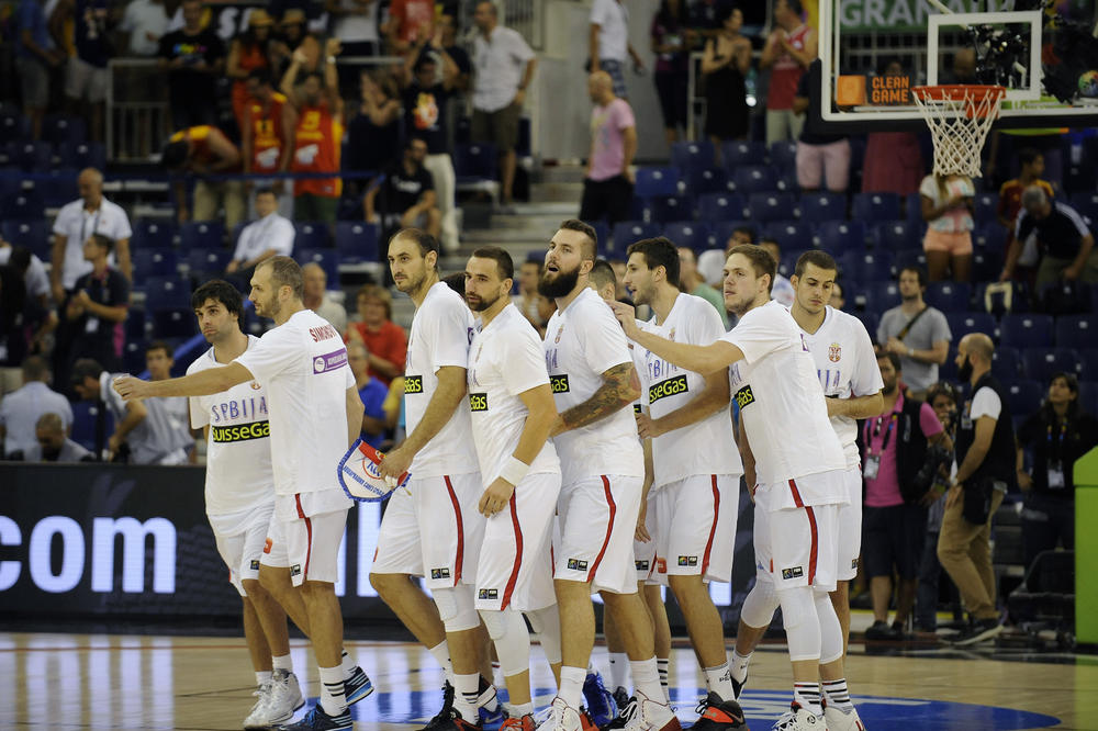 Teodosić okupio kumove u Beogradu da proslave njegov NBA ugovor! (FOTO)