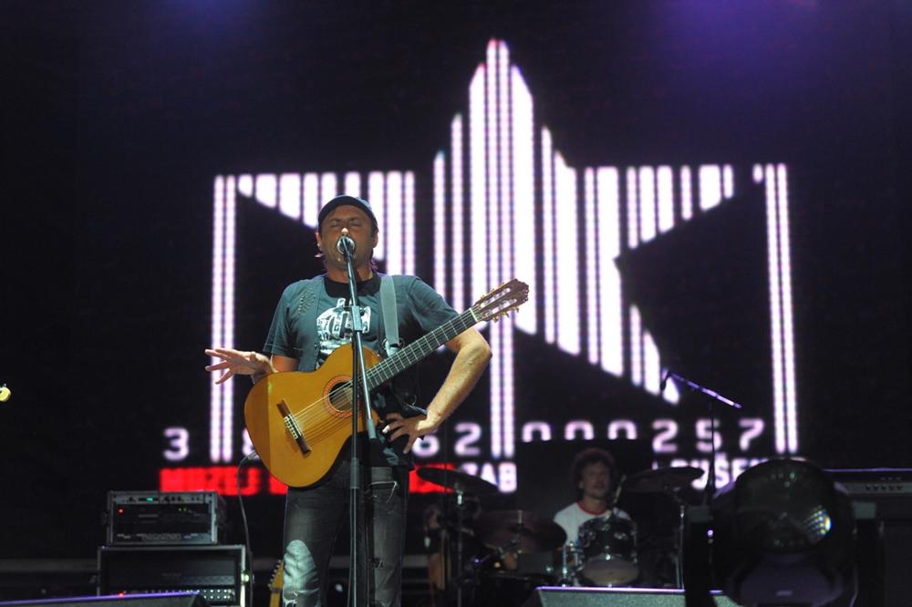 DIREKTORI, ZABRANJENO PUŠENJE I MORTAL KOMBAT: Sjajni izvođači na 15. Belgrade Beer Festu