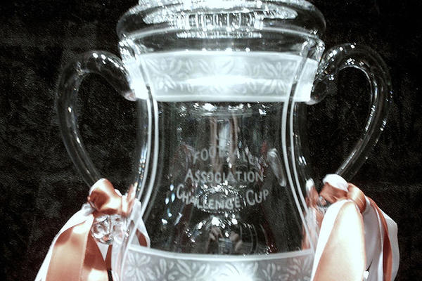 POKVARIO SE DŽOJSTIK! Ovo je najluđih dvadeset sekundi u istoriji fudbala! (VIDEO)