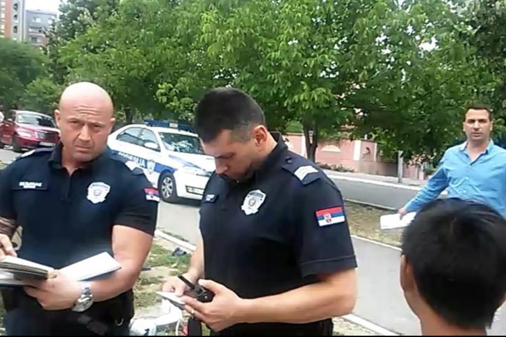 NEĆEŠ TI MENE SNIMATI KAMEROM, VEĆI SAM ŠMEKER OD TEBE: Policajac usred Beograda krvnički mi je stavio lisice na ruke, a onda udario u glavu! (VIDEO)