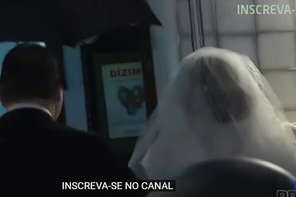 NAJLEPŠI DAN U ŽIVOTU JOJ SE PRETVORIO U PAKAO: Najlepšu brazilsku političarku gađali jajima na venčanju! (FOTO) (VIDEO)